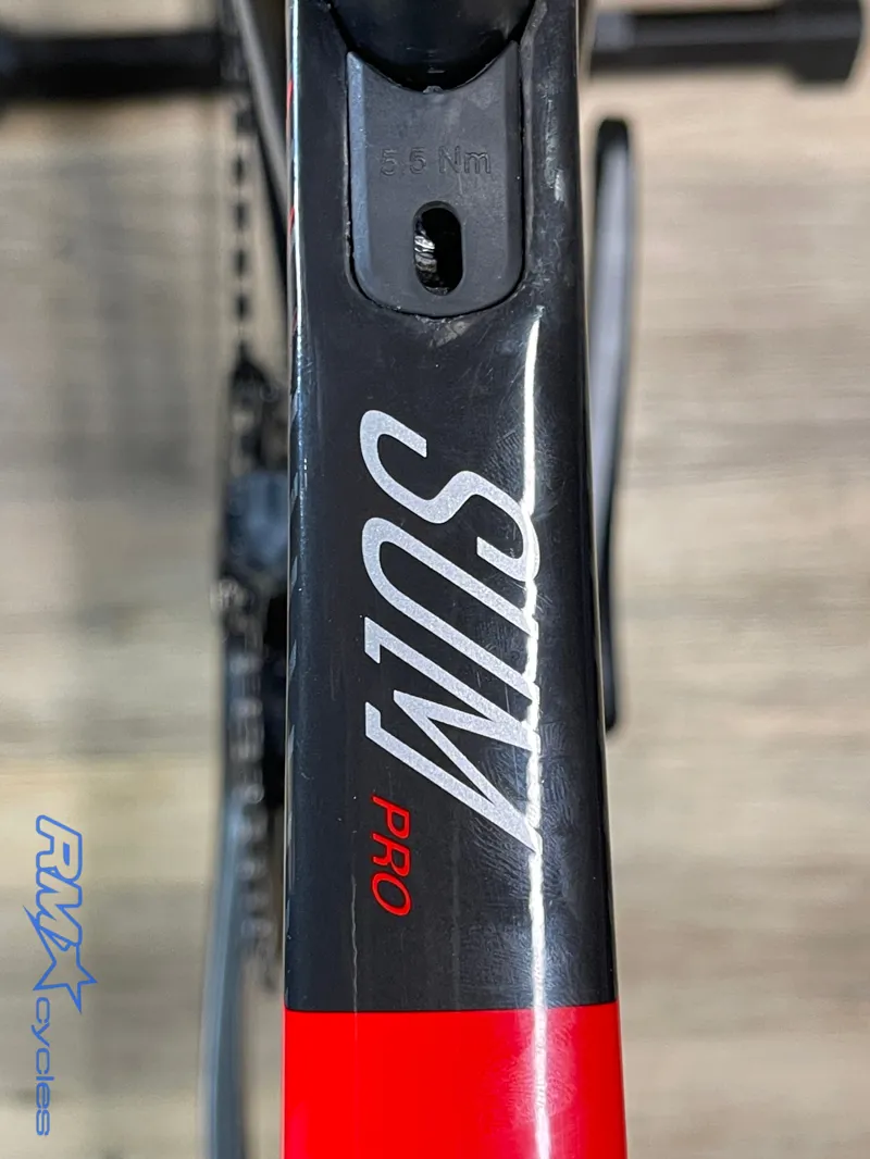 Argon 18 SUM Pro - Ultegra Di2 Road Bike - Crystal Black Small Ex-demo-2