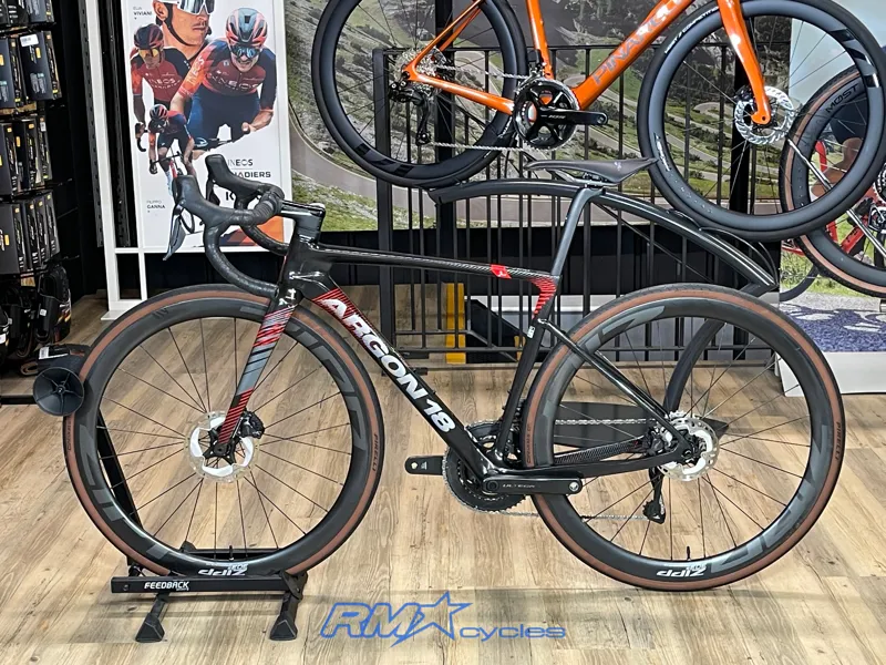 Argon 18 SUM Pro - Ultegra Di2 Road Bike - Crystal Black Small Ex-demo-1