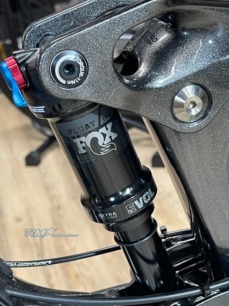 Giant Trance X 29 2 Metallic Black-6