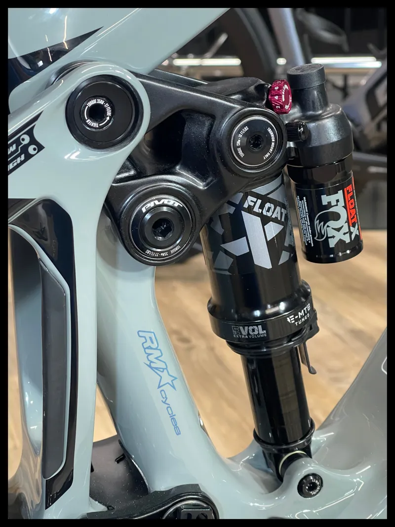 Pivot Shuttle SL Ride SLX/XT Large Desert Sage Green 2025-5