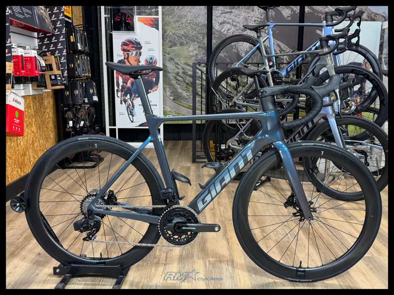 Giant Propel Advanced pro 0 AXS 2025 Medium Gloss Ocean Twilight/Chrome Ex-Demo