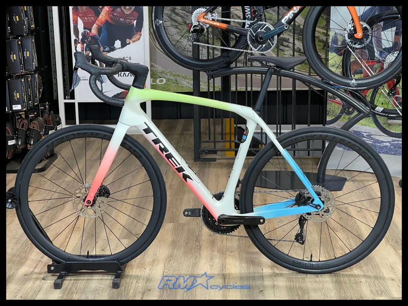 Trek Domane SL 6 Gen 4 Road Bike In Era White/Glowstick/Coral Fade