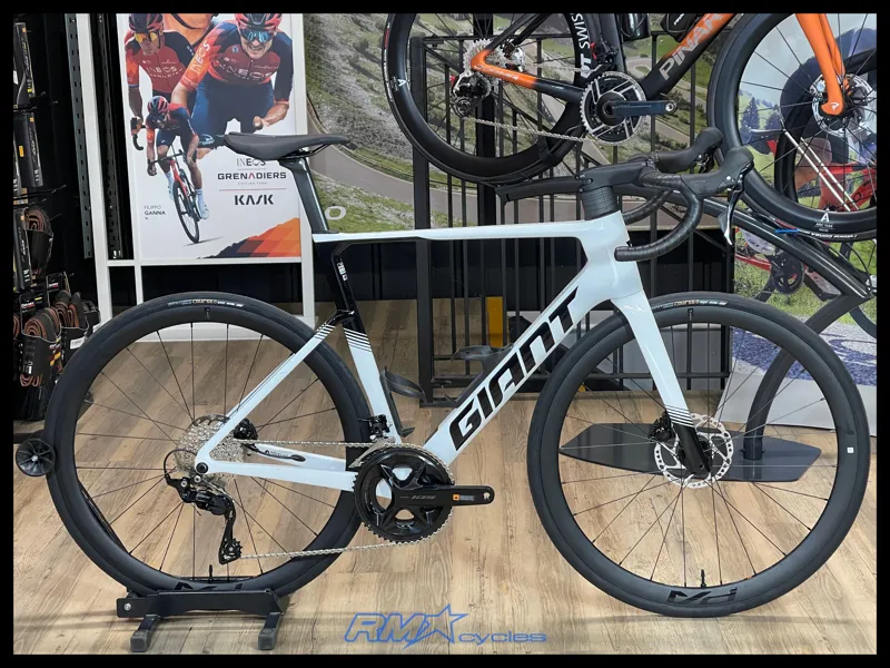 Propel Advanced 2 White