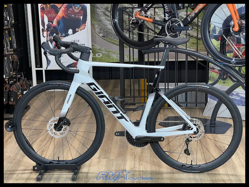 Propel Advanced 2 White-1