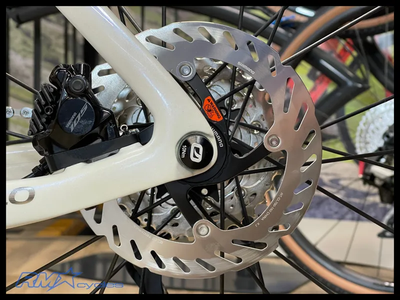 F3 105Di2 DT Swiss Bicycle Alabaster white-9