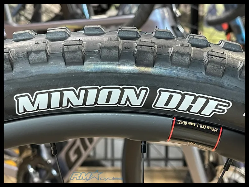 Santa Cruz Heckler SL Carbon CC XX AXS RSV Magenta 2024-11