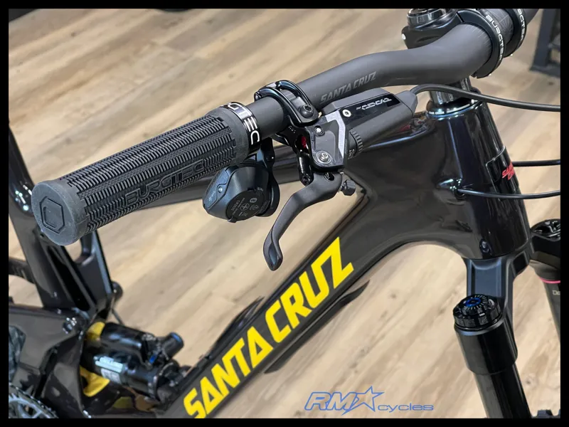 Santa Cruz 5010 5 CC MX Black X0AXS 2025-8