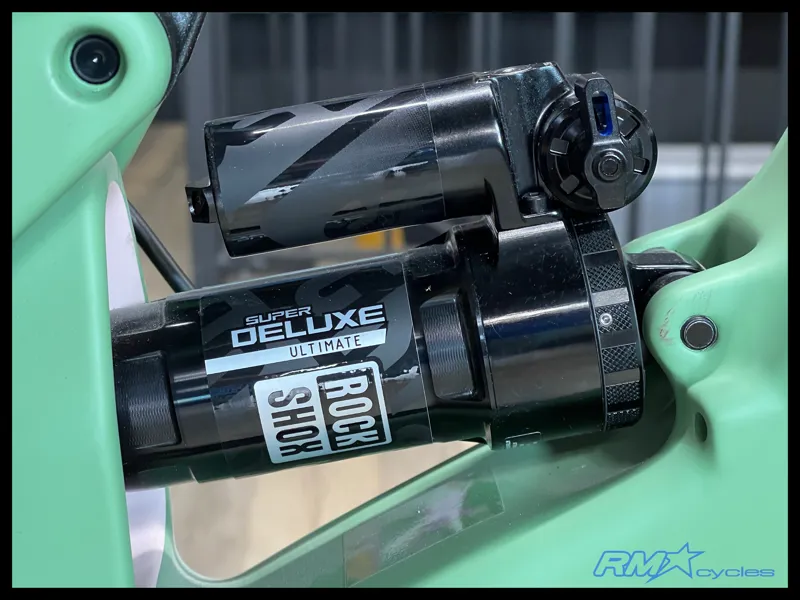 Santa Cruz 5010 5 CC MX 24 Green X0AXS RSV 2025-6