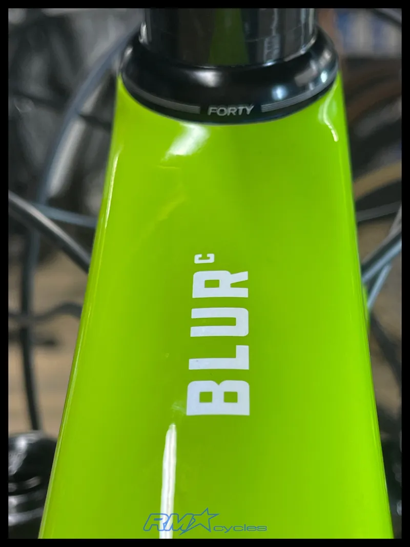 Santa Cruz BLUR 4 C 29 24 Green S 2025-2