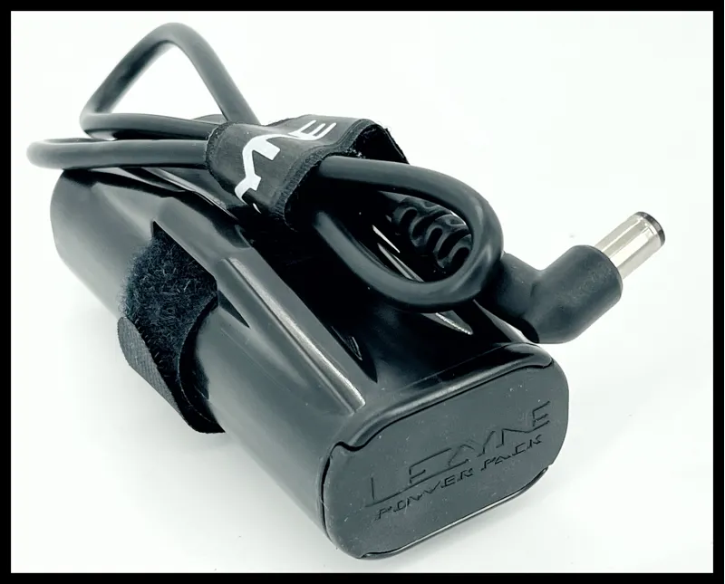 Lezyne Deca Drive 1500i Front Light Black-1