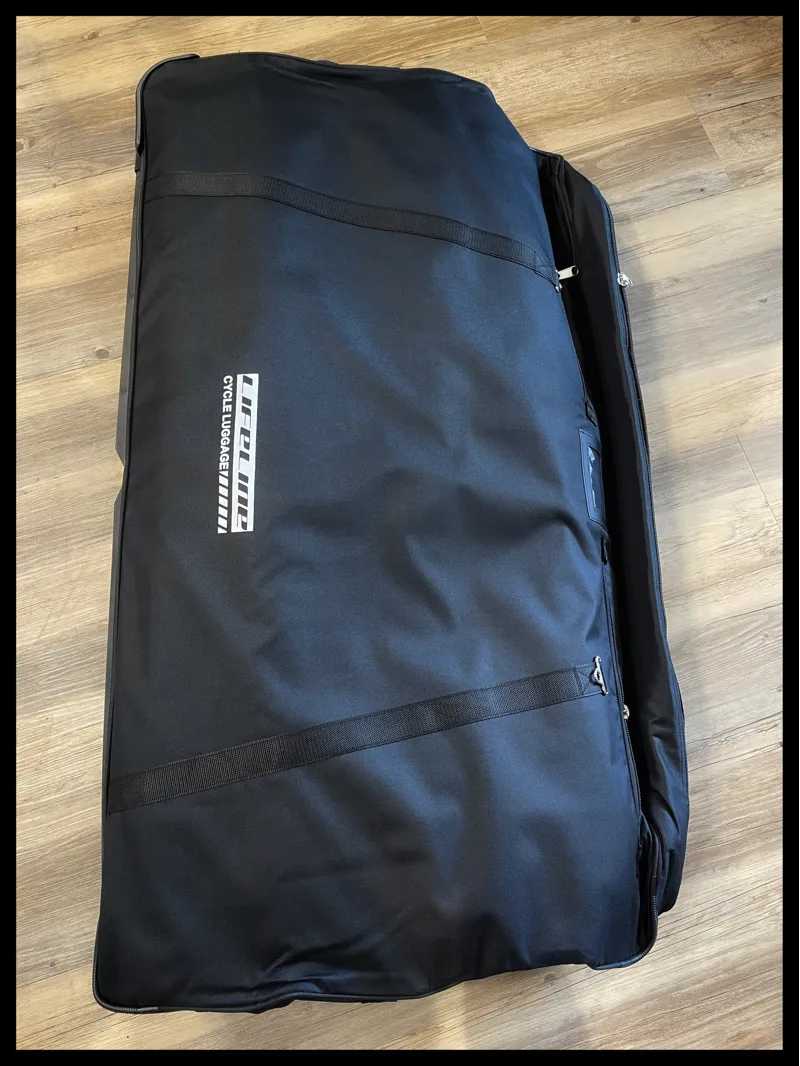 Lifeline Bike Bag and Wheel Bag Set in Black