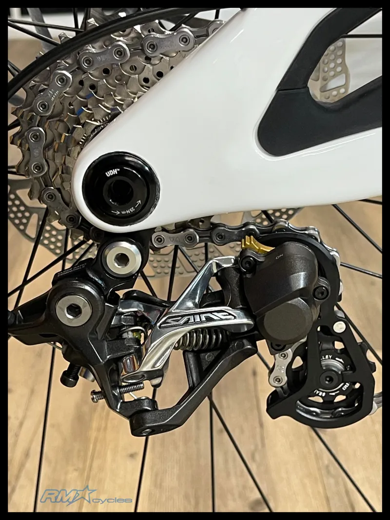 Pivot Cycles Phoenix Pro Saint / White Blue Blue-2