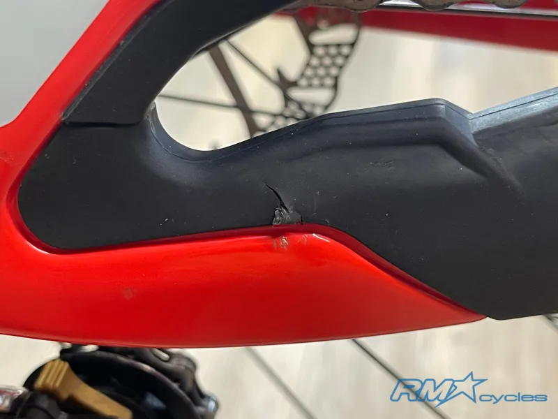 Pivot Phoenix Saint Pro S1 Mint Red Ex-demo-13
