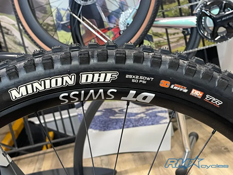 Pivot Shuttle SL AM Sram XO Grey Medium Approved Used-12