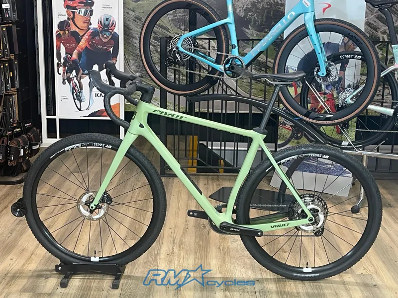 Pivot Vault GRX 1x Green Large Ex-demo-1