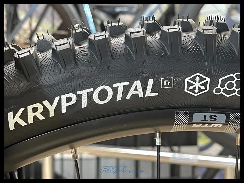 Haibike AllMtn 4 Electric Bike Small in Silver/Red/Black Glossy 2025 Ex-Display-11