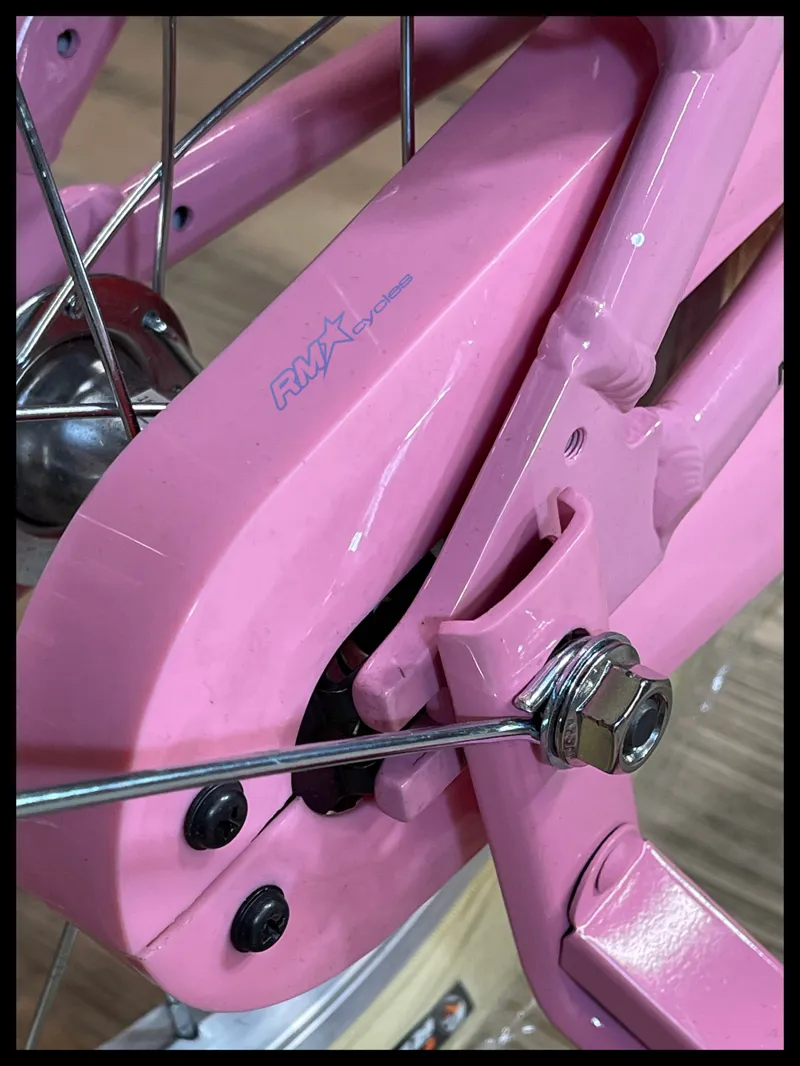 Raleigh Juniper 14 Inch Wheel Kids Bike Mid in Pink 2025 Ex-Display-3