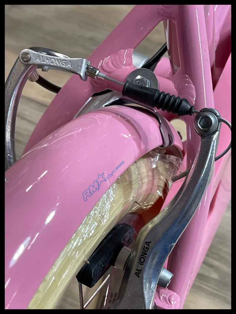 Raleigh Juniper 14 Inch Wheel Kids Bike Mid in Pink 2025 Ex-Display-7
