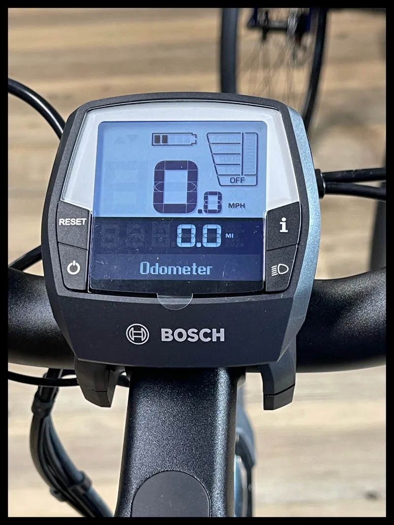 Raleigh MOTUS GT Crossbar Hubdrive 53cm Medium Black 2023 Ex-Display-3