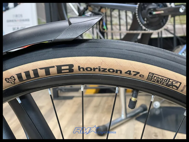 Raleigh Strada Medium 650b Hyrbid 46cm Black 2025-9