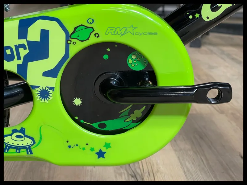 Giant Animator 12 Aluminium Kids Bike in Black 2018 Ex-Display-3