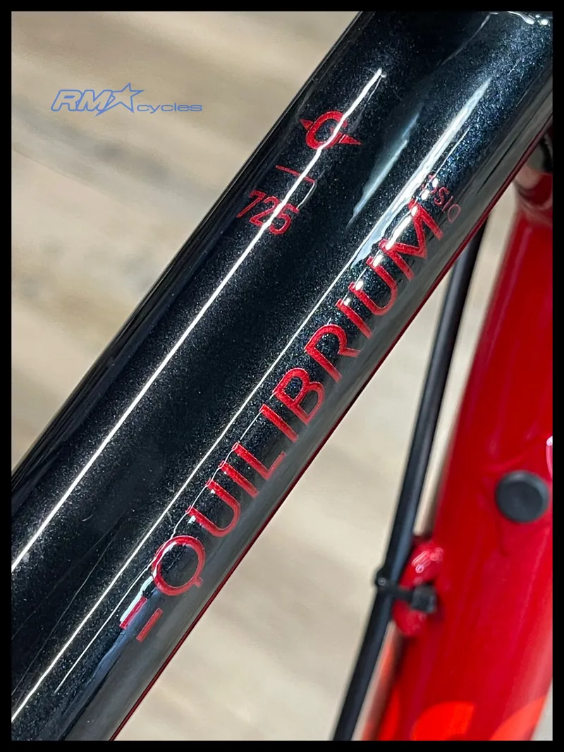 Genesis Equilbrium Disc 105 Medium 2025-6