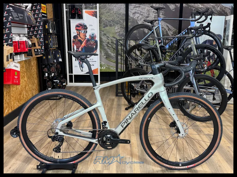 Pinarello Grevil F1 53cm in Comet Silver Shiny MY26