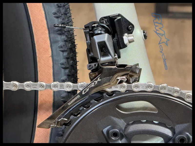 Pinarello Grevil F1 53cm in Comet Silver Shiny MY26-3