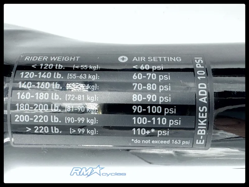 Rock Shox Pike Ultimate Charger 2.1 RC2 27.5-inch Boost 15x110mm 46mm OS Fork in Black-3