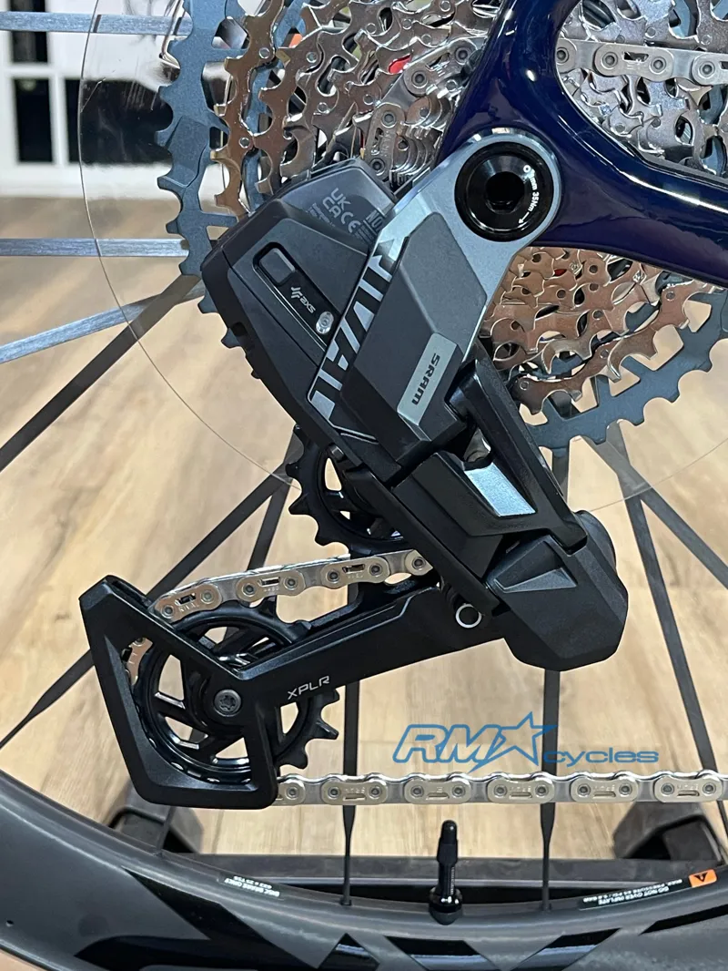 Giant Revolt Advanced SL 2 Lagoon-6
