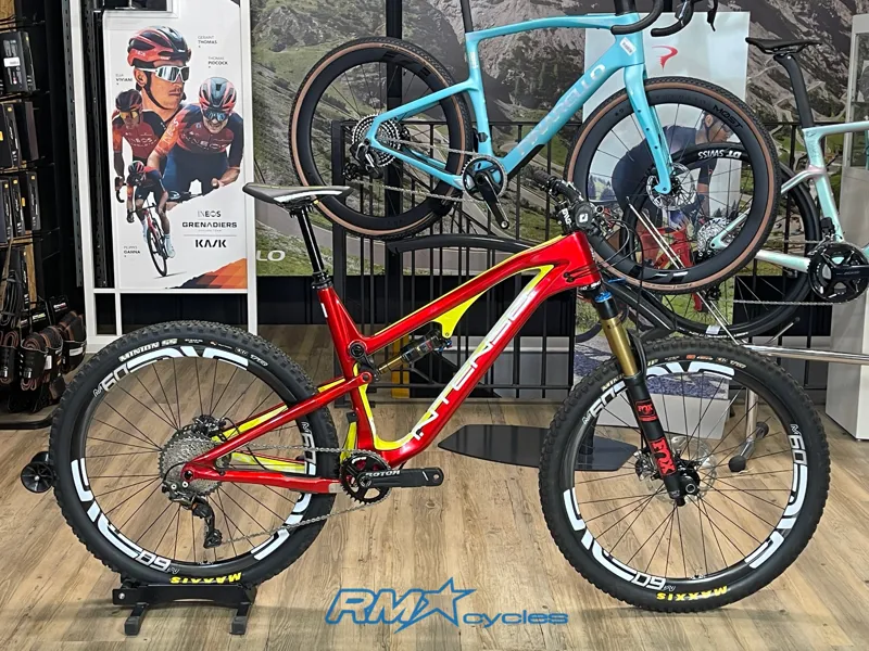 Intense Spider 2017 FS 27.5 Red / Yellow - Large Ex-Demo