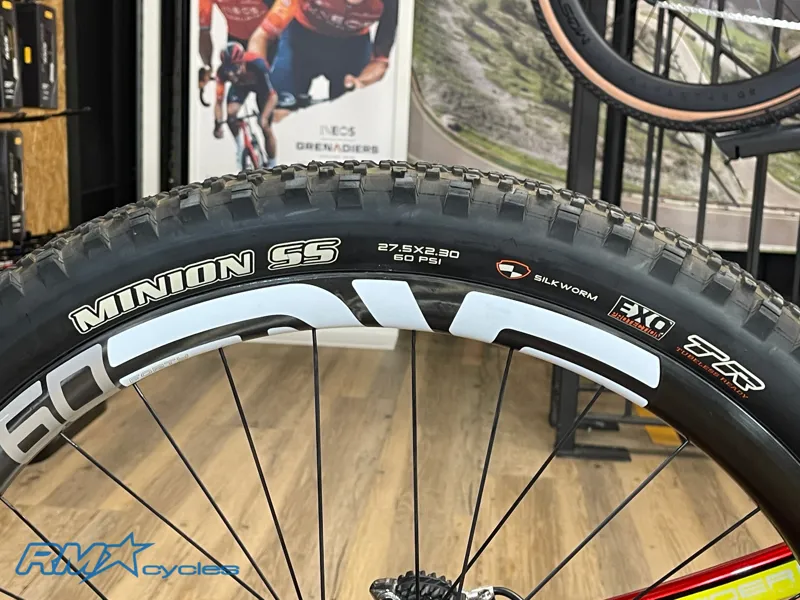 Intense Spider 2017 FS 27.5 Red / Yellow - Large Ex-Demo-12