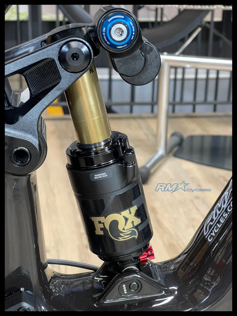 Santa Cruz Bullit Carbon CC - XO AXS Kit - Large / Gloss Black / XO AXS-6