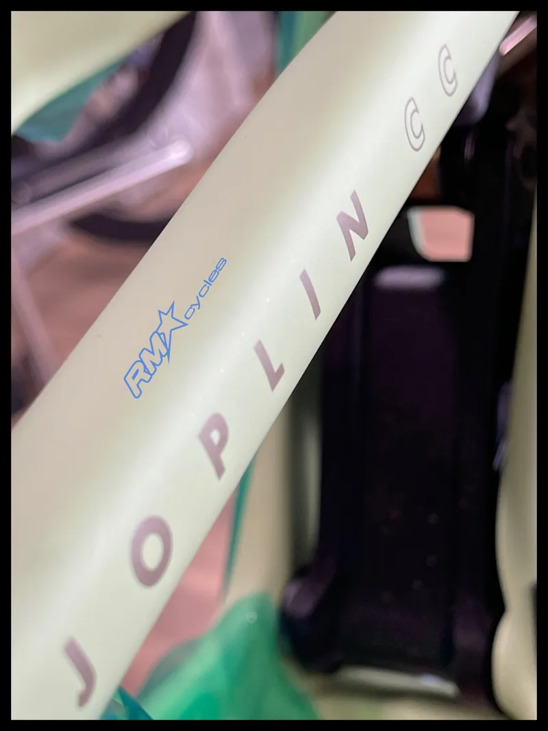 Juliana Joplin V4 Performance Matcha Green Frameset Medium 2023-3