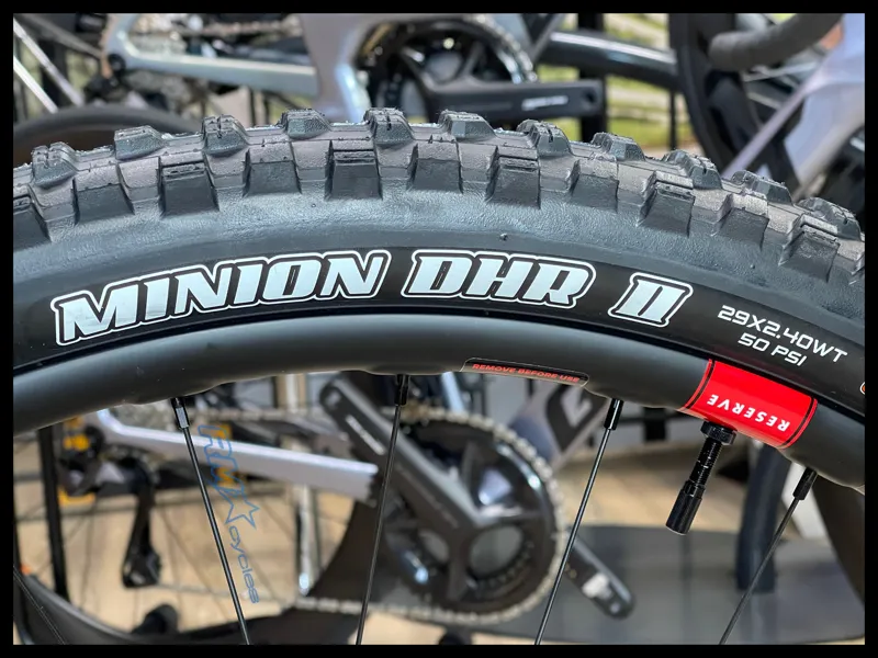 Santa Cruz Juliana Furtado X0 AXS RSV Small 2024-9