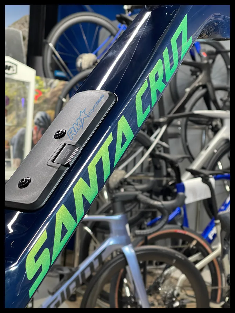 Santa Cruz Megatower 2 C Frameset Med Blue Ex-Display-2