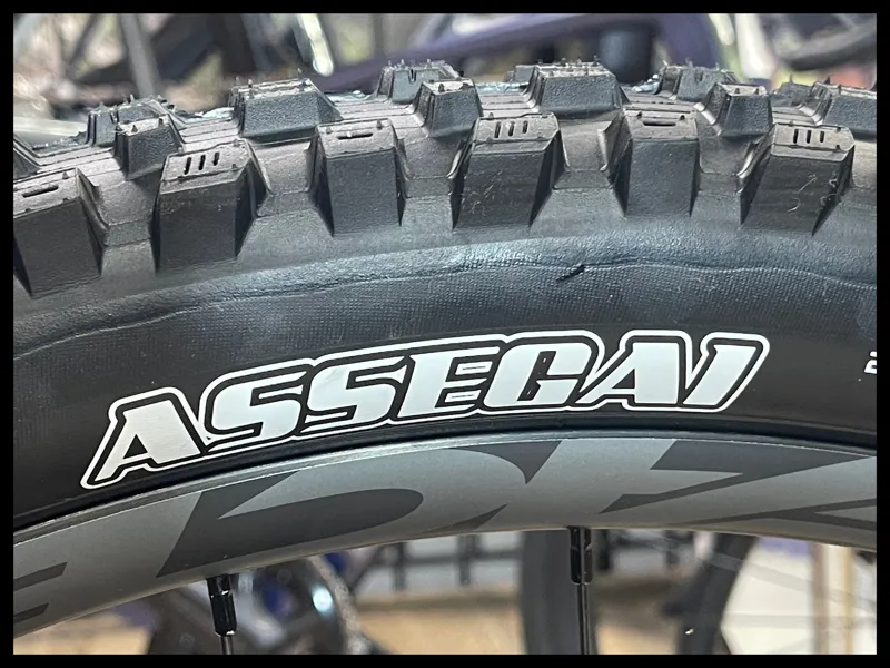 SantaCruz Nomad 5 C S Large Adder  Green 2022-11