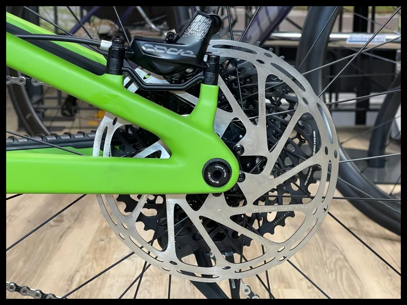 SantaCruz Nomad 5 C S Large Adder  Green 2022-9