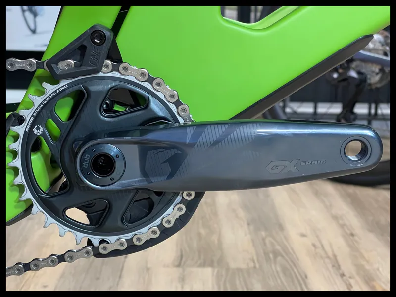 SantaCruz Nomad 5 C S Large Adder  Green 2022-5