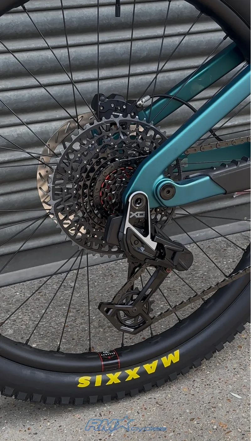 Santa Cruz Bullit Carbon CC - XO AXS Kit Matt Teal Sparkle-4