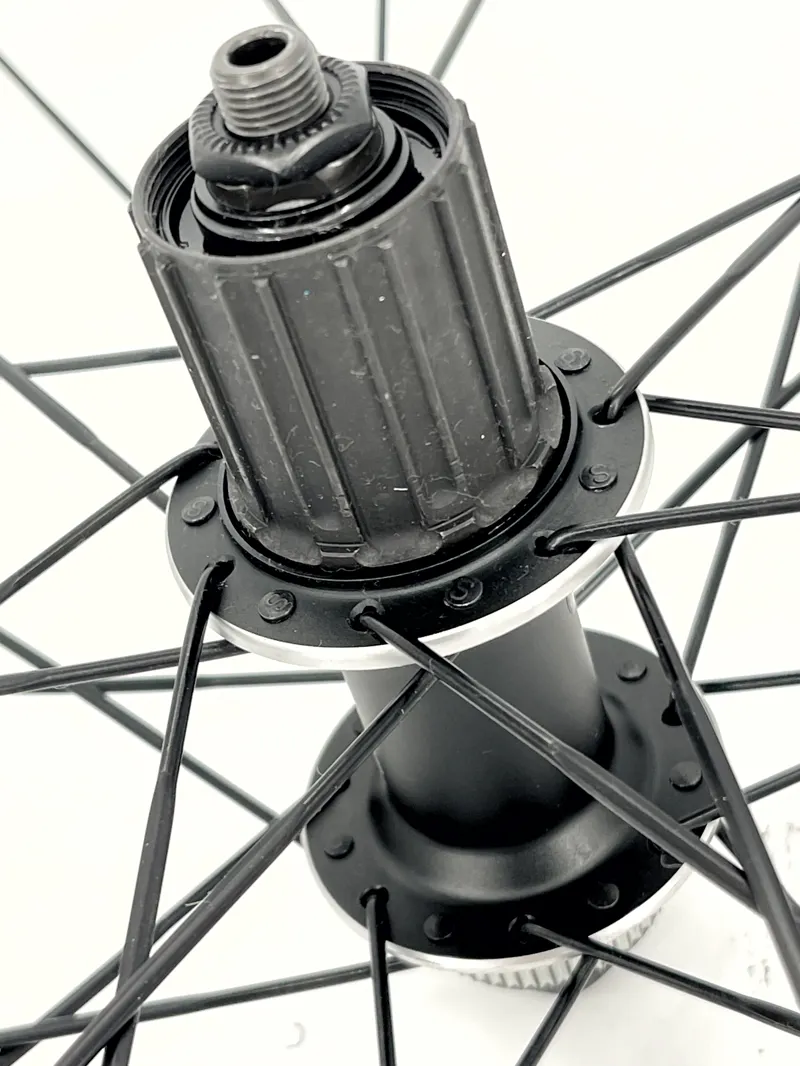 Shimano WH-MT35 Rear Wheel 26er QR 28 Spokes Black Disc CL-2