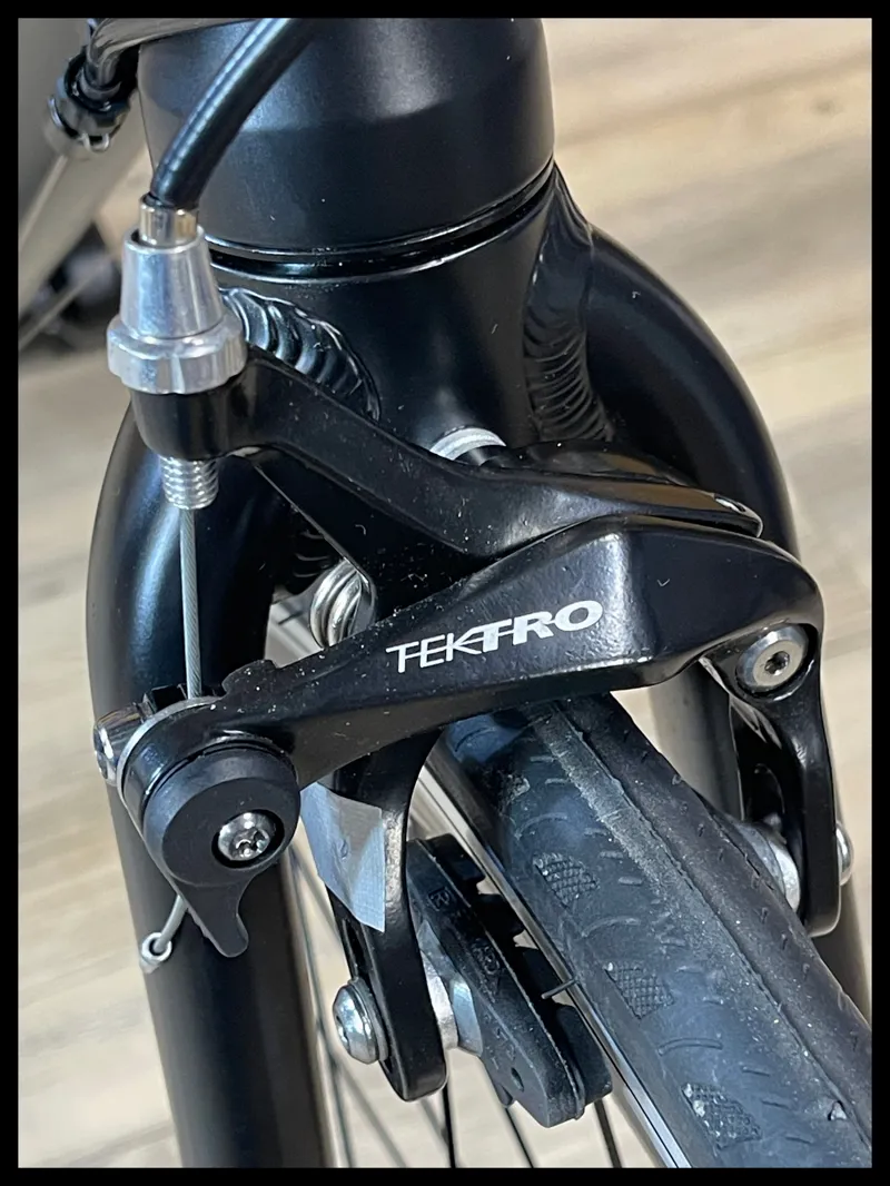 Brand-X Mens Road Bike 57cm Rim Brake Black 2020-8