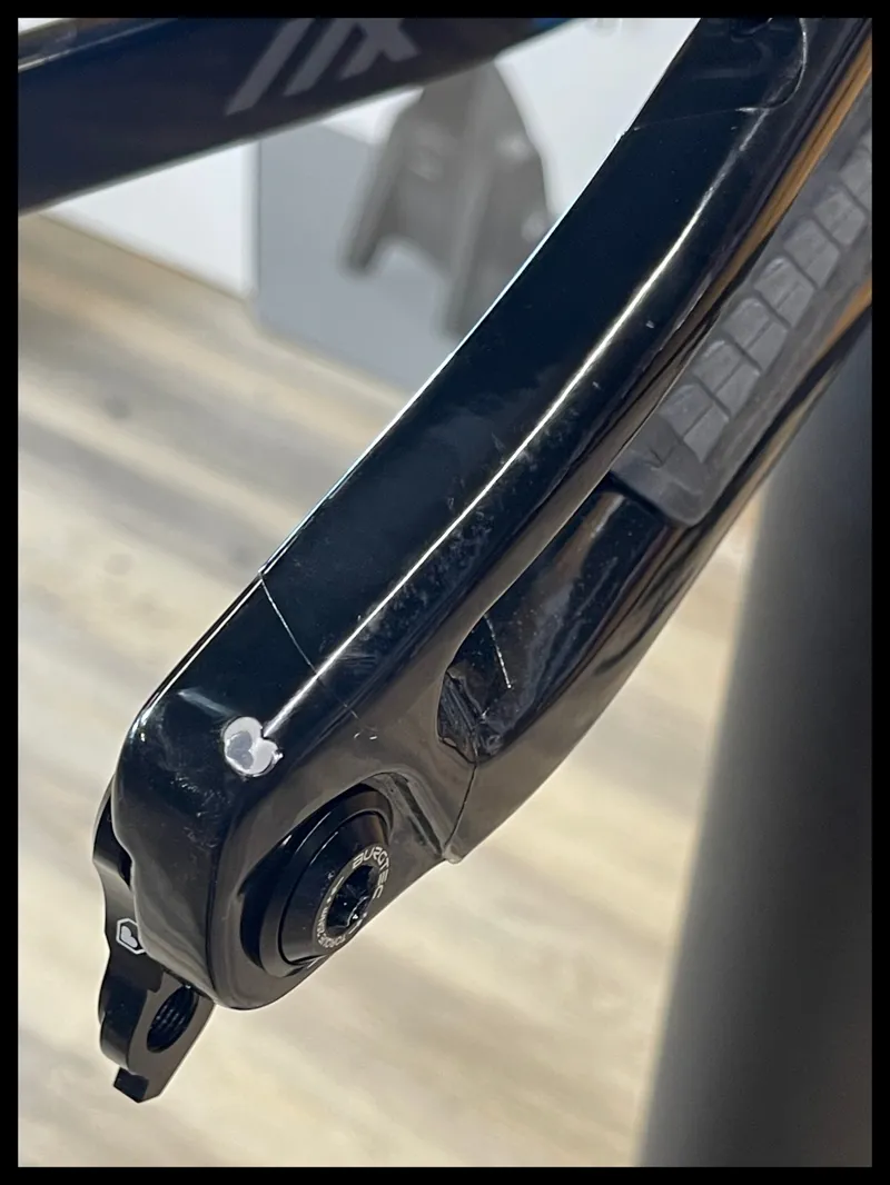 Nukeproof Giga 27.5 carbon Large Green Black 2021-8