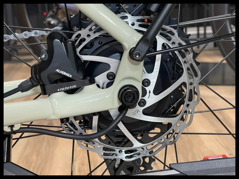 Kinesis Lyfe Equipped Stagger Hybrid E-City Electric Bike Beige Large 2022-7