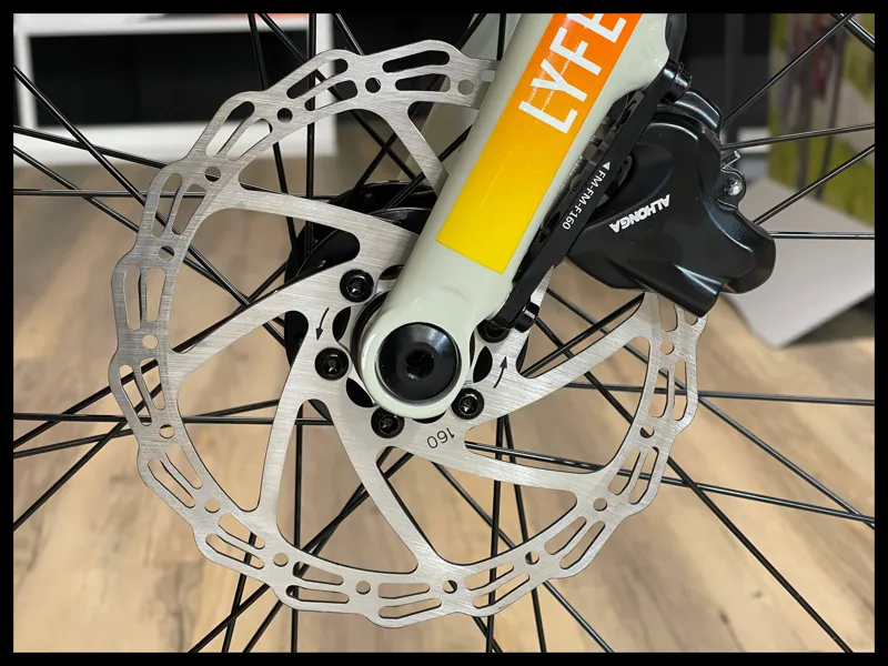 Kinesis Lyfe Equipped Hybrid E-City Electric Bike Beige 2022-6