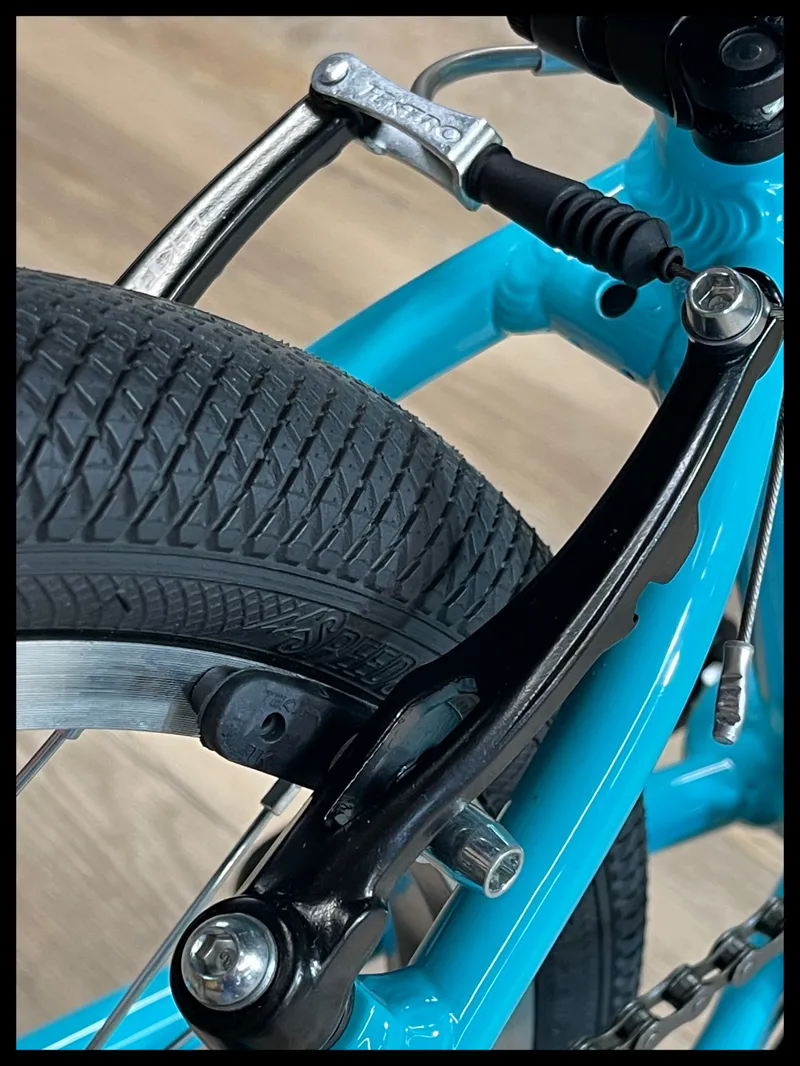 Vitus 20 Kids Alloy Bike in Blue 2024-5