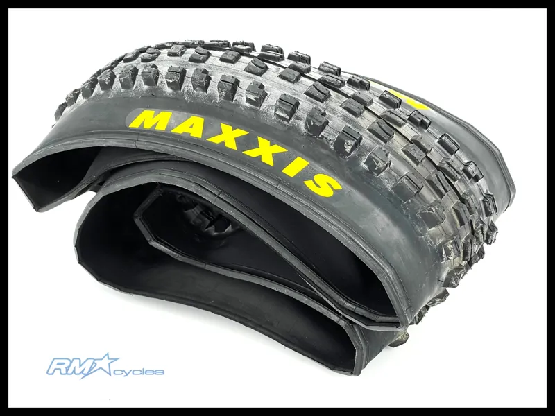 MAXXIS MINION DHF 29 x 2.6 3C 120 TPI MAXX TERRA/EXO/TRW/YELLOW LOGO-1