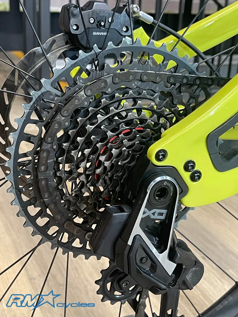 Pivot Firebird Pro Yolo Green MX 29/27'5 Large Approved Used-5