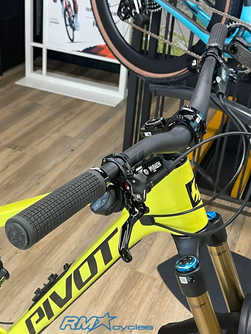 Pivot Firebird Pro Yolo Green MX 29/27'5 Large Approved Used-3