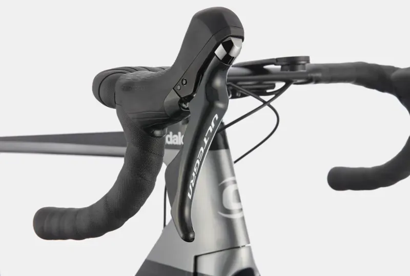 2021 Cannondale SystemSix Carbon Ultegra Road Bike in Black-1